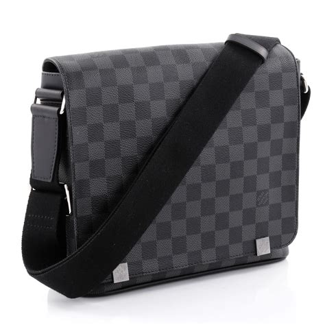 louis vuitton damier graphite messenger unix bag|Louis Vuitton trio Messenger.